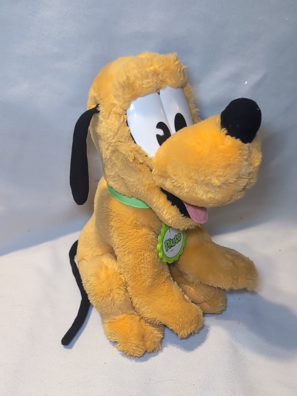 Walt Disney World Vintage Plush Pluto the Dog Green Collar Plush Stuffed Toy 10"